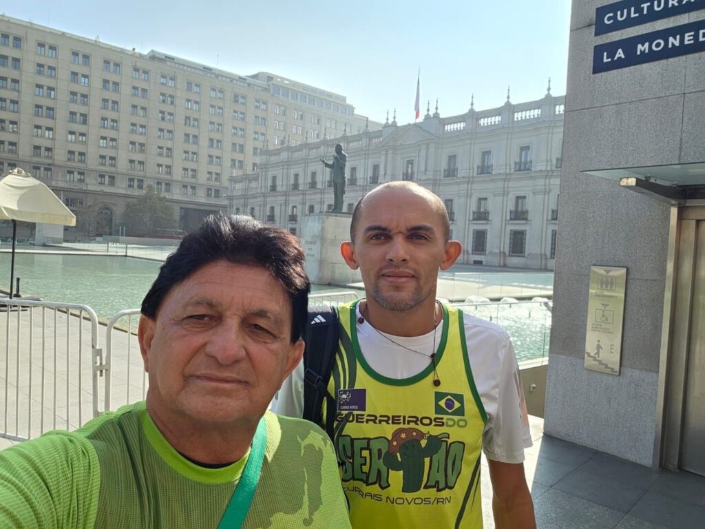 Atleta residente em Currais Novos brilha na Maratona de Santiago e é o melhor brasileiro na maior prova do Chile