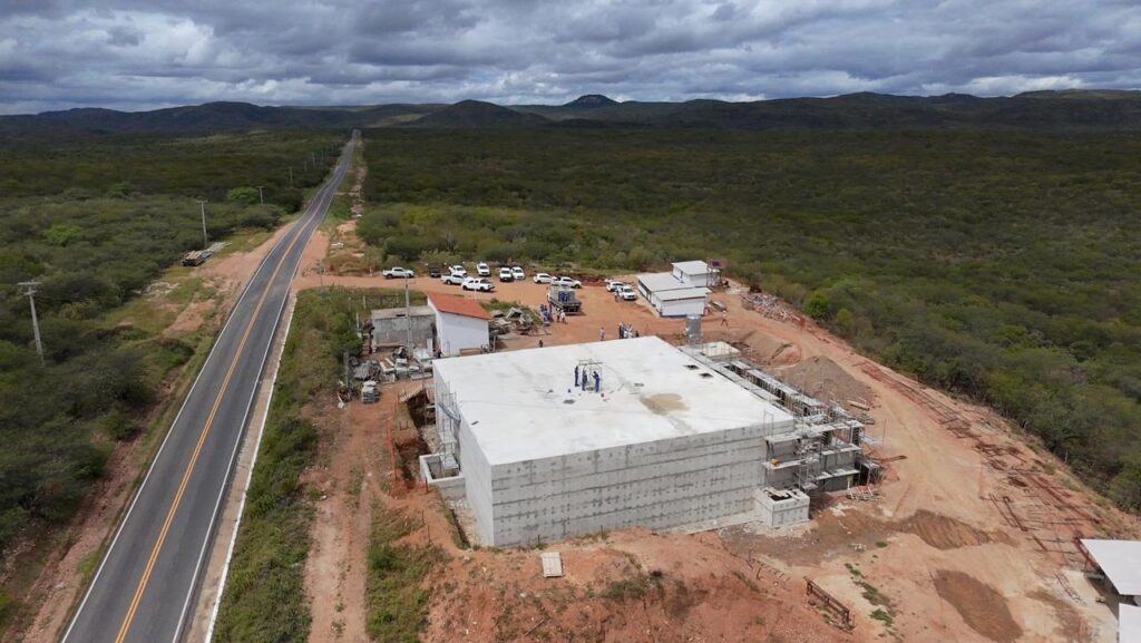 Obras da Adutora do Agreste vão começar em agosto. Governo também discutiu conclusão da adutora que vai levar água para Currais Novos