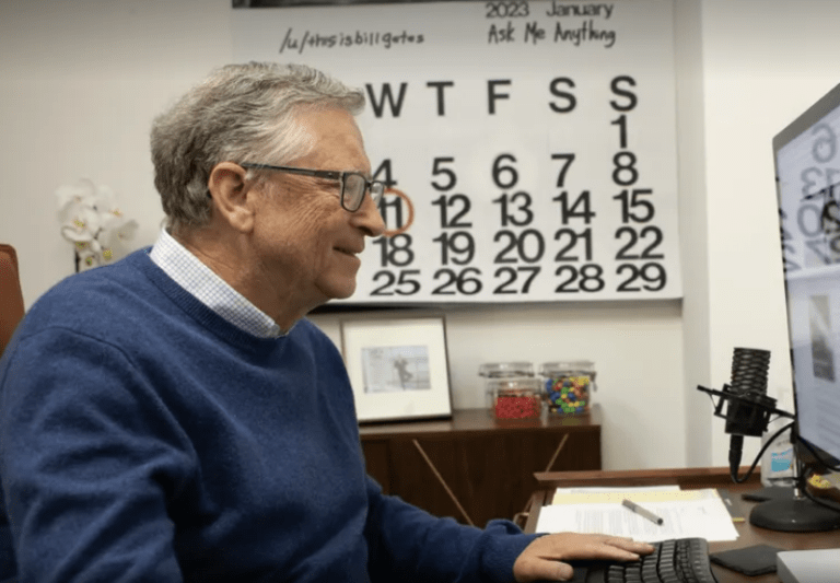 Bill Gates promete doar maior parte de sua fortuna nos próximos 20 anos