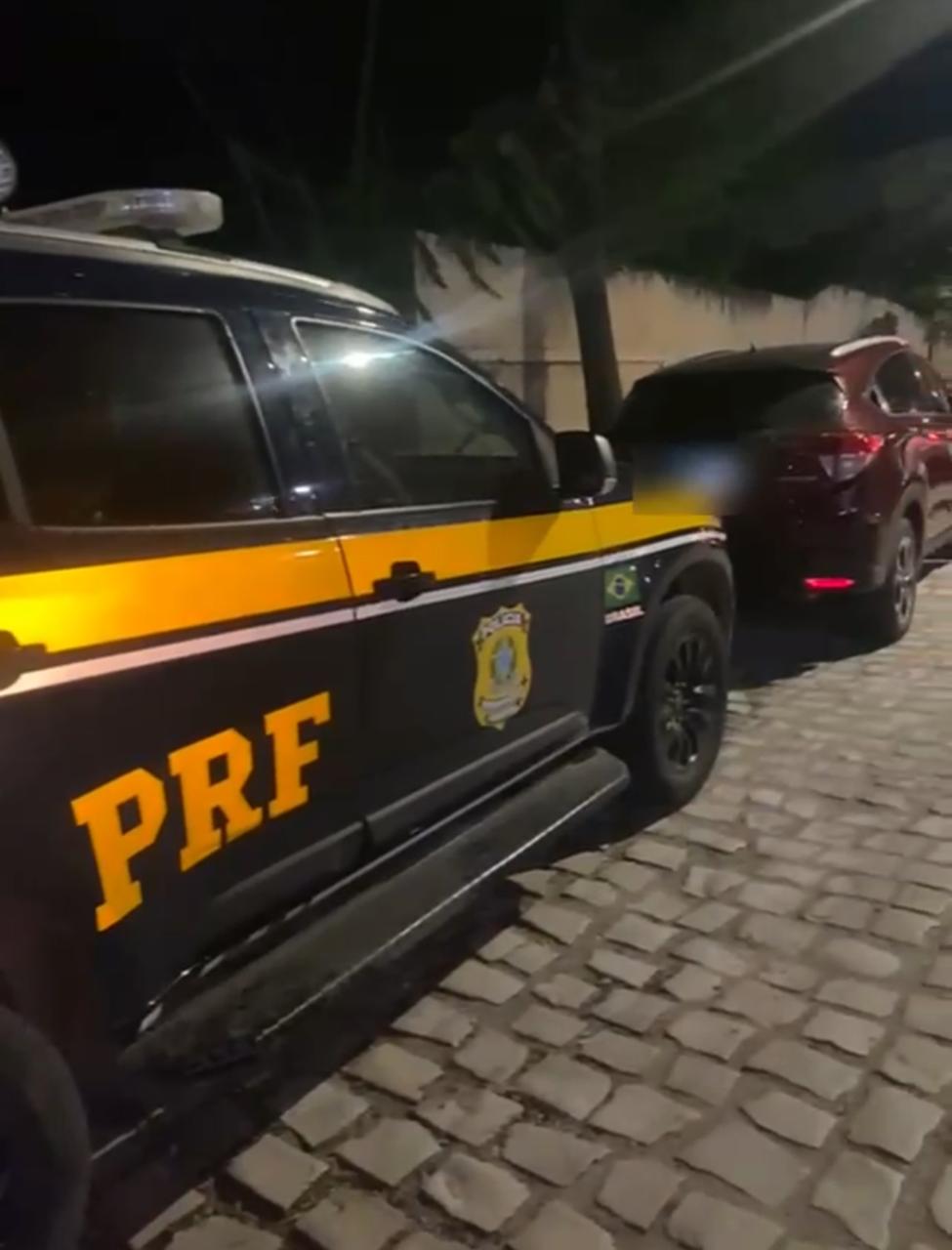 PRF PRENDE HOMEM POR RECEPTAÇÃO E RECUPERA VEÍCULO ROUBADO EM MOSSORÓ/RN