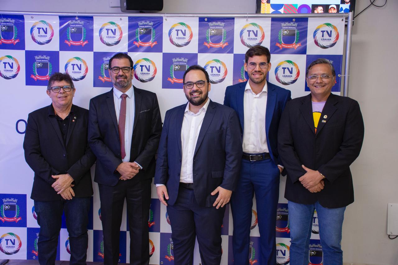 Prof. Jaire participa da aula inaugural da Escola do Legislativo Municipal José Bezerra Gomes