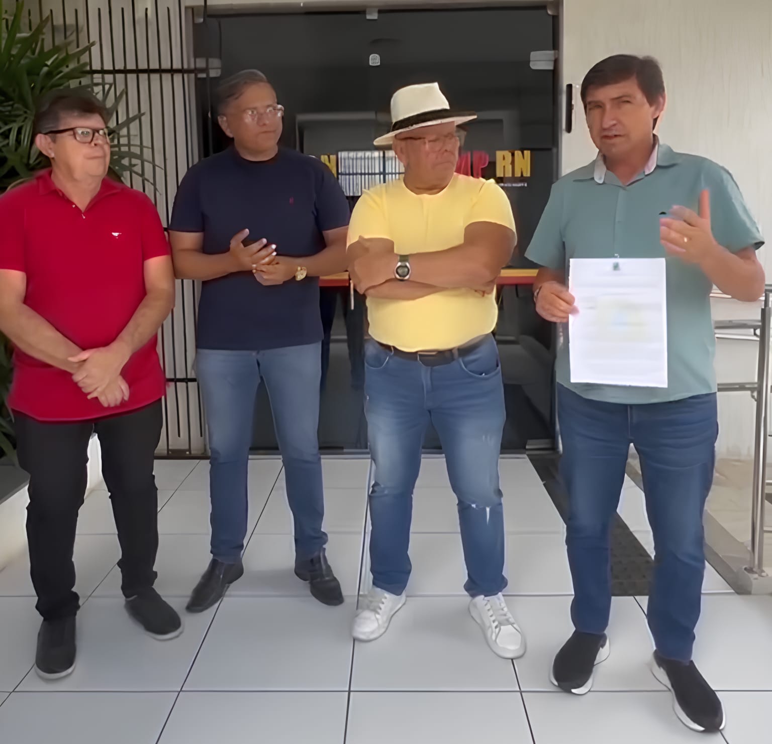 Grupo de vereadores de Currais Novos protocolam moção de desagravo contra declarações de vocalista da banda Camisa de Vênus