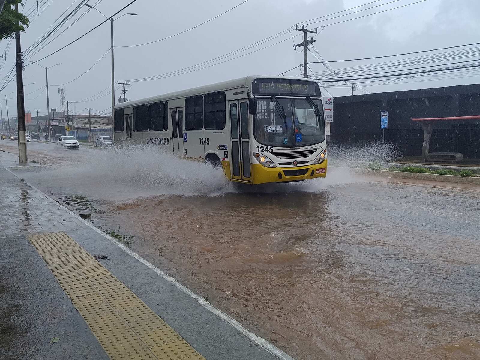 Alerta de perigo para chuva é prorrogado até o sábado para Natal e mais 18 cidades; confira lista