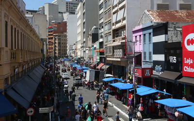 Trabalho em feriados: governo adia regra polêmica pela 4ª vez e setor cobra fim da incerteza