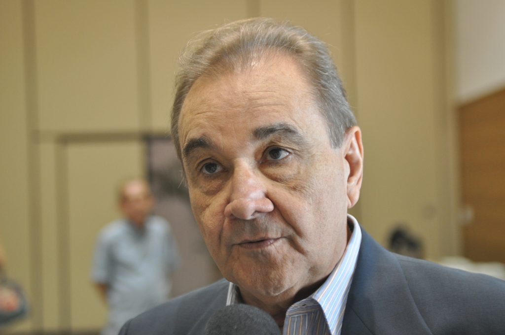Candidato da oposição deve “preencher os desejos do potiguar”, diz Agripino