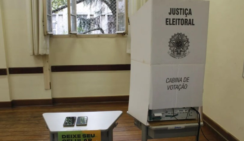 Paraná Pesquisas: Maioria dos brasileiros não simpatiza com nenhum partido