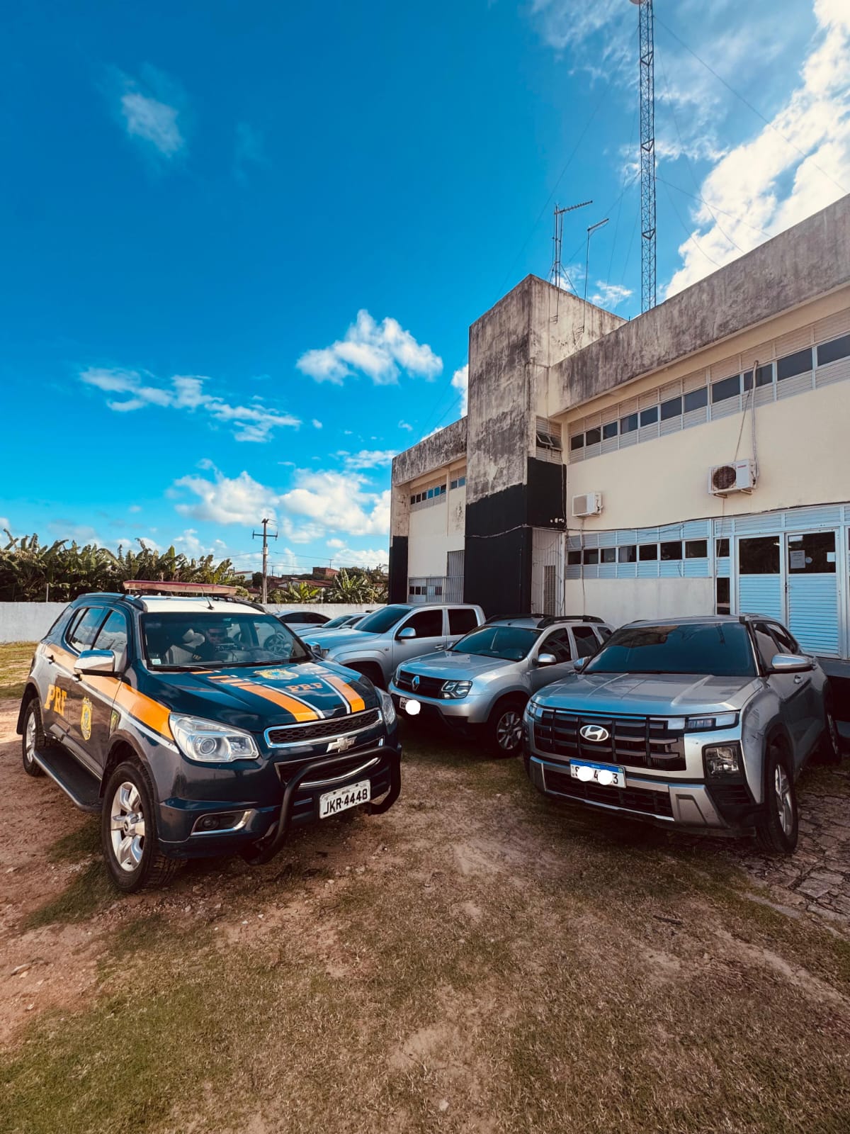 PRF recupera veiculo roubado e prende condutor por receptação na BR -101, em São José do Mipibu/RN