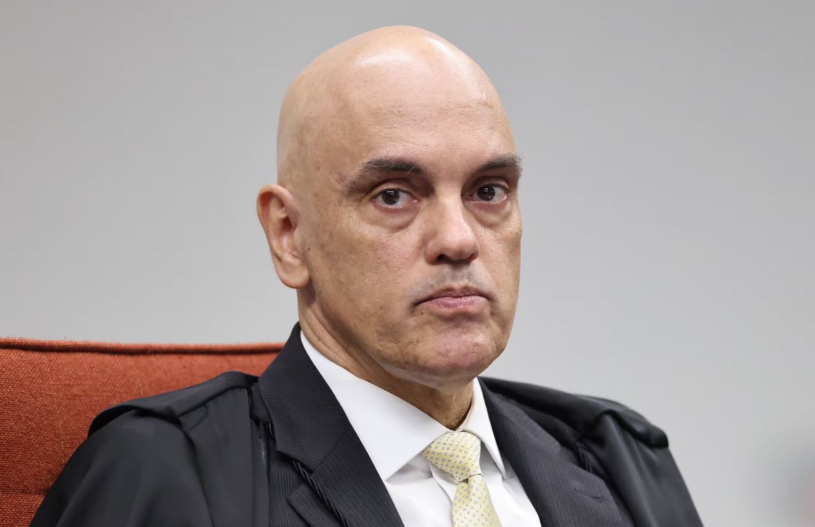 Moraes recebe integrantes do governo e do Congresso para tentar amenizar crise do IOF