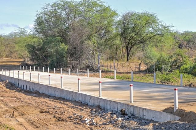Prefeitura entrega conclusão da “Passagem Molhada” da Comunidade Mirador