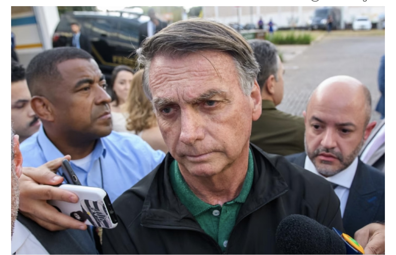 Por ordem de Moraes, Bolsonaro terá de usar tornozeleira eletrônica