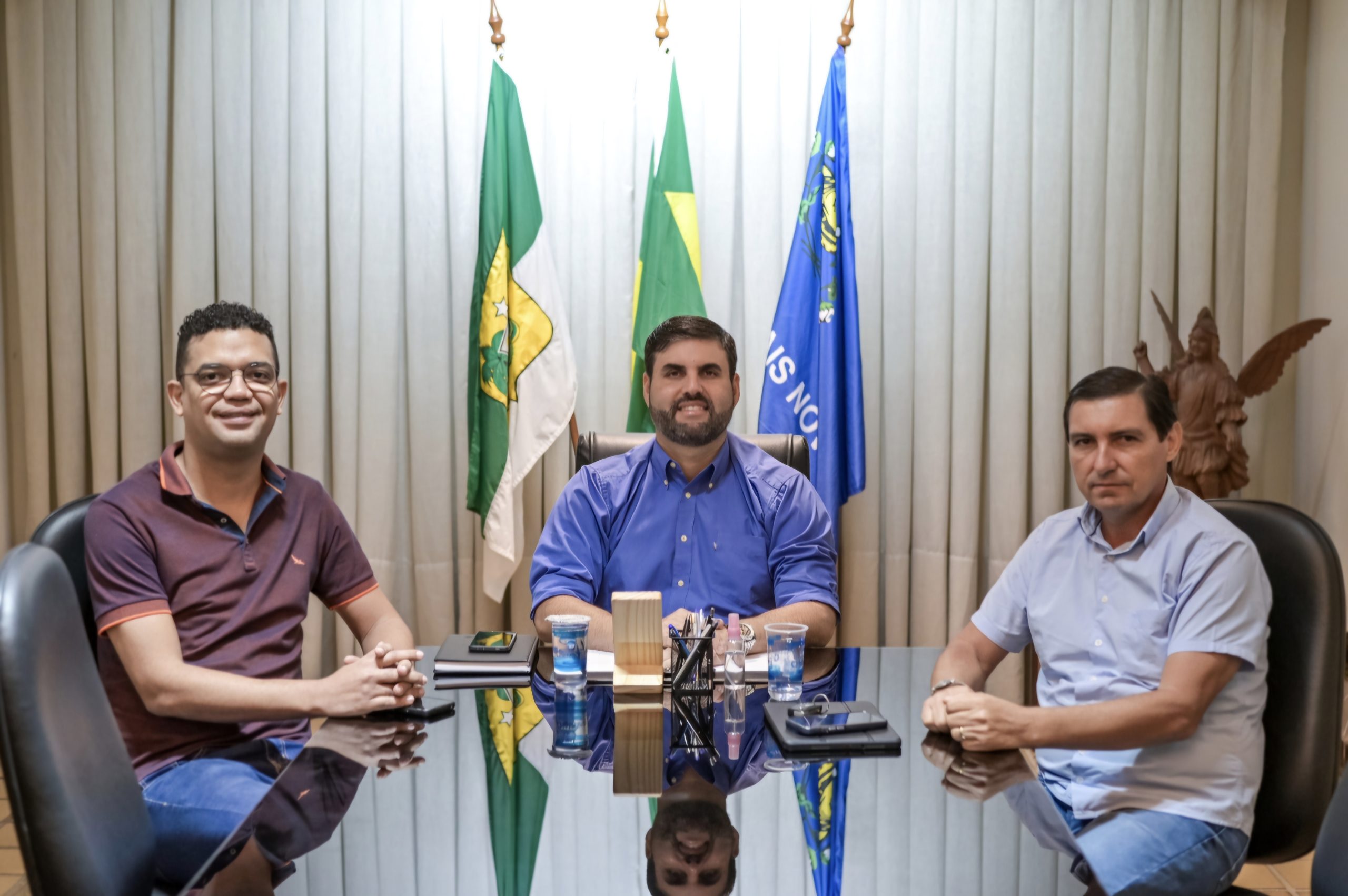 Vereador G Charles se reúne com o prefeito Lucas Galvão para tratar da execução de recursos destinados por emenda do Deputado Federal Sargento Gonçalves