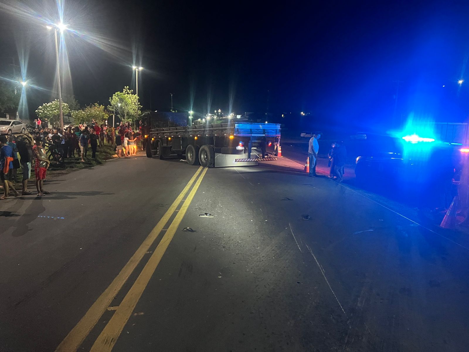 Colisão entre caminhão e motocicleta deixa uma mulher morta na br-226, em tangará/RN