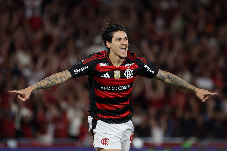 Flamengo faz 8 a 0 no Vitória e aplica maior goleada no Brasileiro de pontos corridos