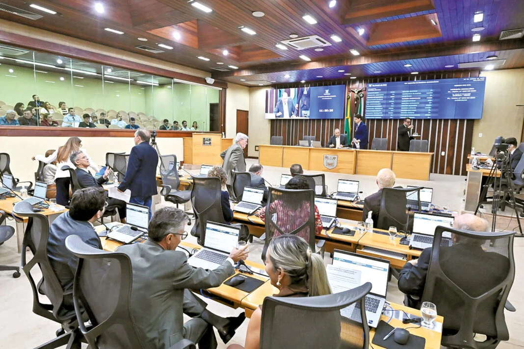 Opositores acusam governo do RN de uso eleitoral da CNH Popular