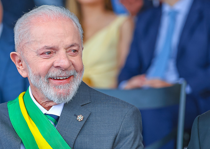 Governo deve anunciar medidas contra o tarifaço nesta quarta-feira (13)