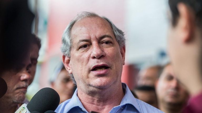 Ciro Gomes acerta retorno ao PSDB e deve concorrer ao Governo do Ceará