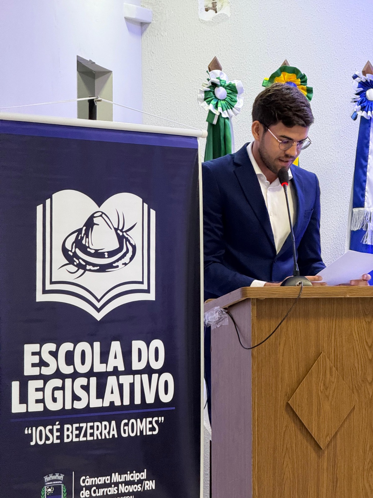 Diretor da Escola do Legislativo José Bezerra Gomes é selecionado para participar de Fórum Internacional na Argentina