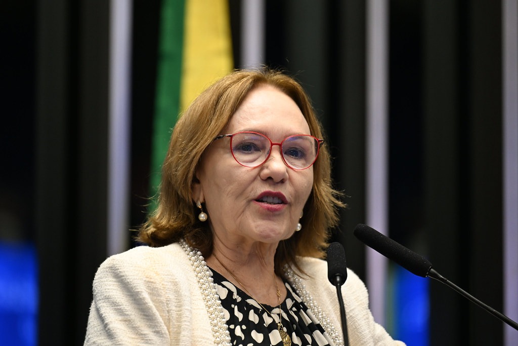 Adultização: Zenaide cobra investigação sobre exploração de crianças