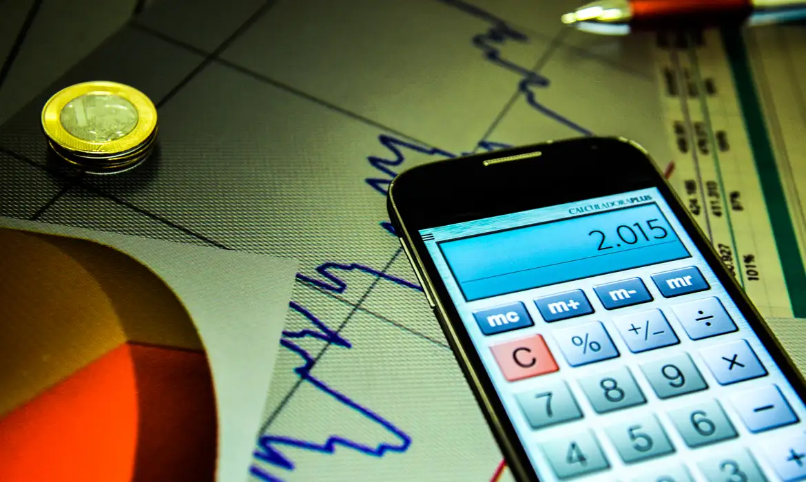 Economia cresce 0,5% no 2º trimestre, diz estudo da FGV