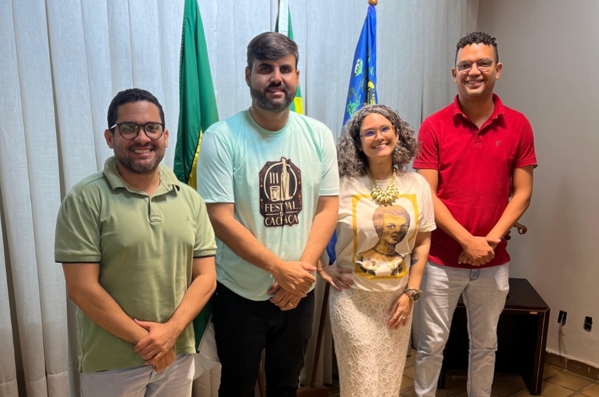 No Seridó, jornalista Bethise Cabral assume coordenação da comunicação do prefeito Lucas em Currais Novos