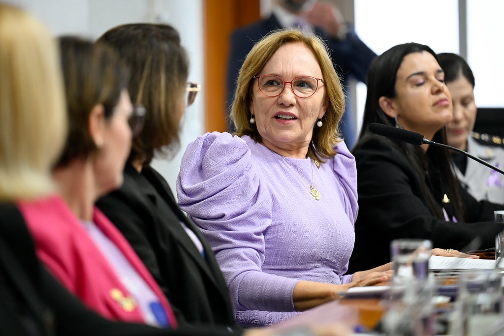 Congresso volta do recesso, e Zenaide defende aprovação de projetos por mulheres e isenção de imposto de renda