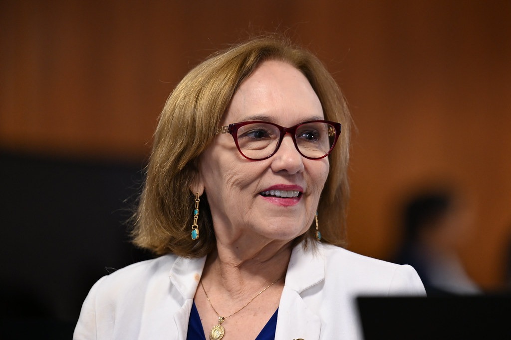 Zenaide vota SIM: Senado aprova zero imposto de renda para quem ganha até dois salários