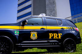 PRF prende dois homens e recupera três veículos irregulares no interior do RN