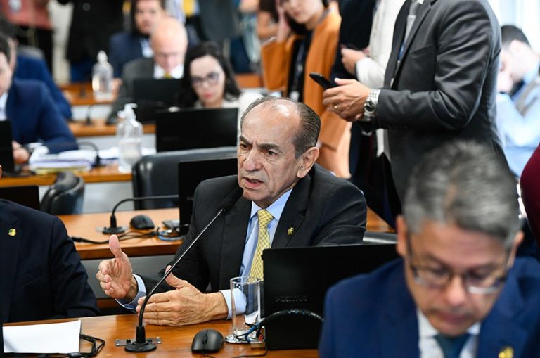 Comissão do Senado aprova texto-base do novo Código Eleitoral e ressuscita voto impresso