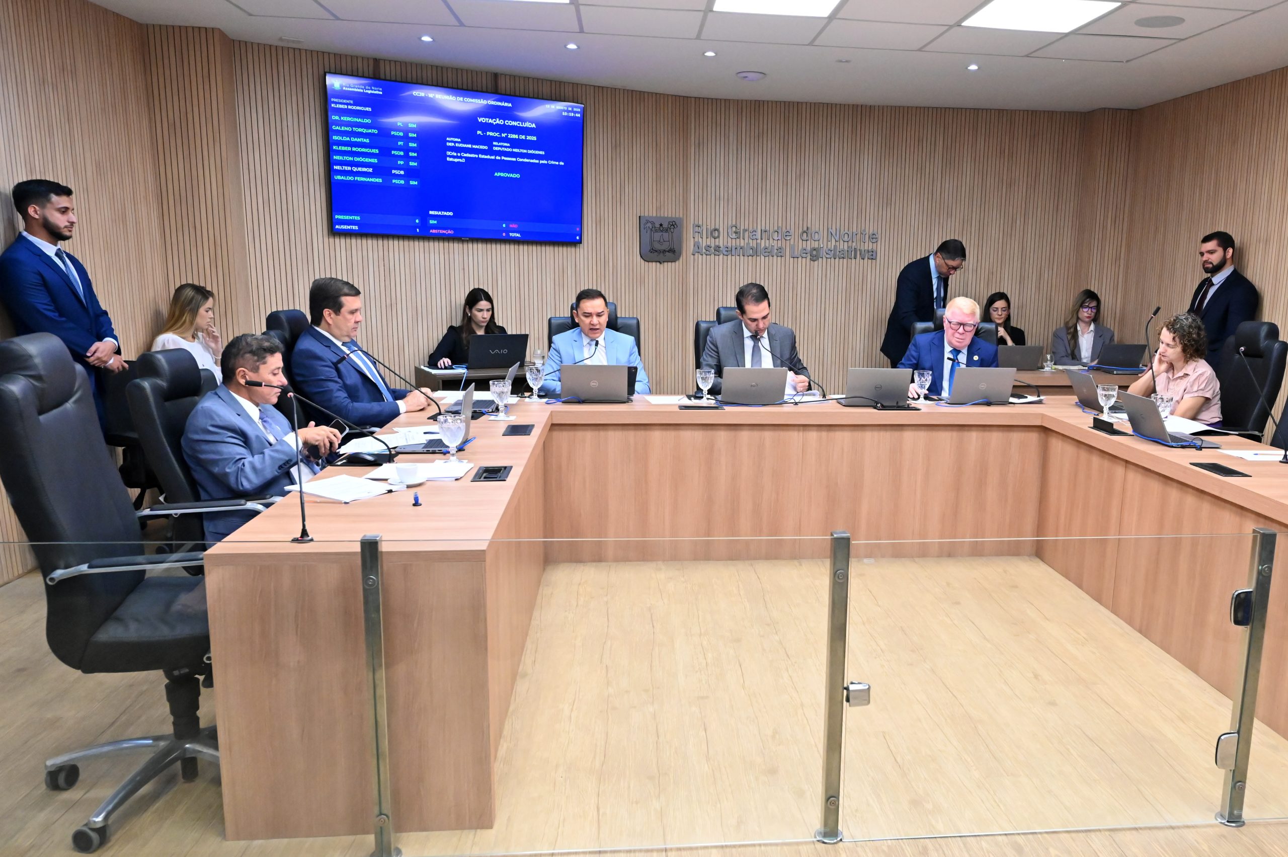 CCJ da Assembleia Legislativa aprova 37 matérias, incluindo propostas do Governo do Estado