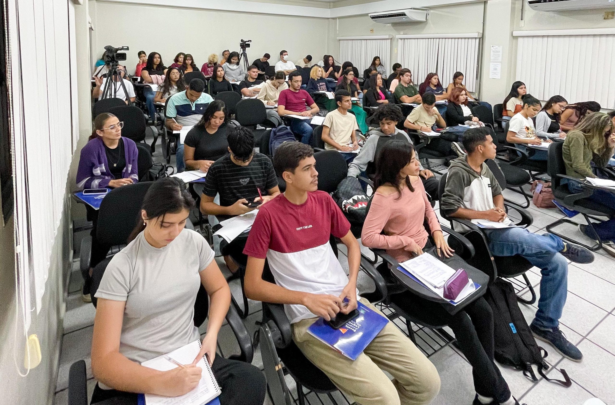 Integra Enem segue preparação dos alunos da rede pública para Exame Nacional