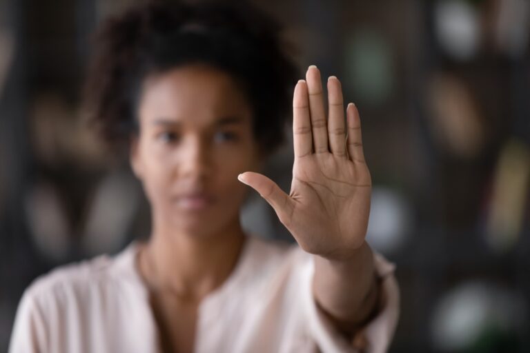 Agosto Lilás: portal do MPRN tem espaço voltado para acolher mulher vítima de violência