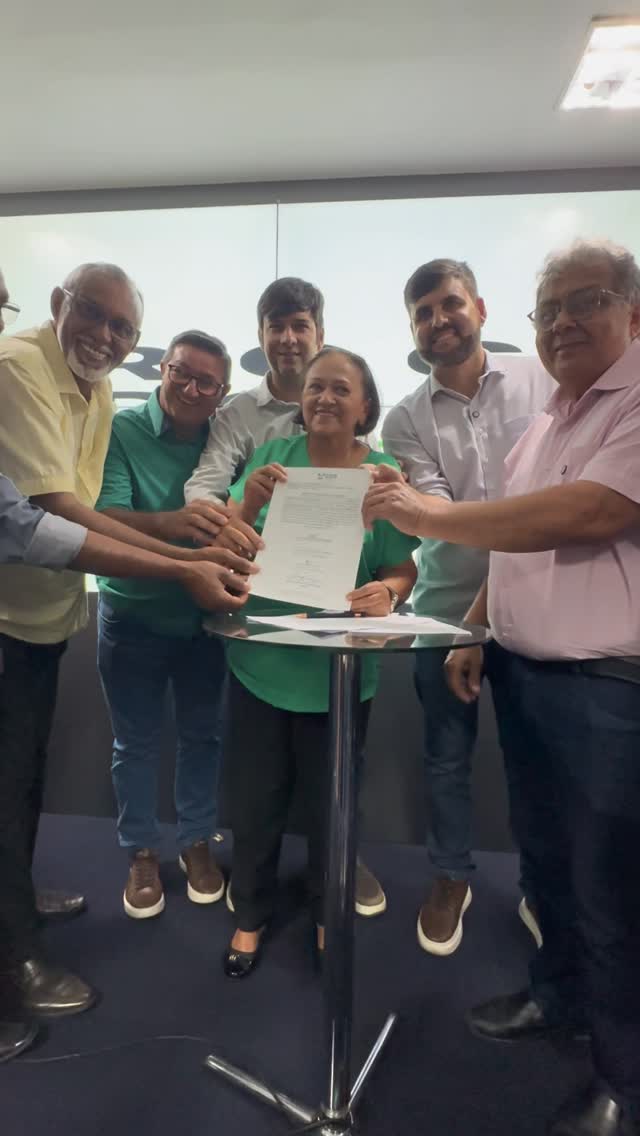 Governadora Fátima Bezerra assina segunda etapa do programa de recuperação das estradas estaduais