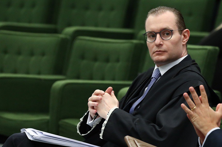 Zanin confirma sessões extras para julgamento de Bolsonaro