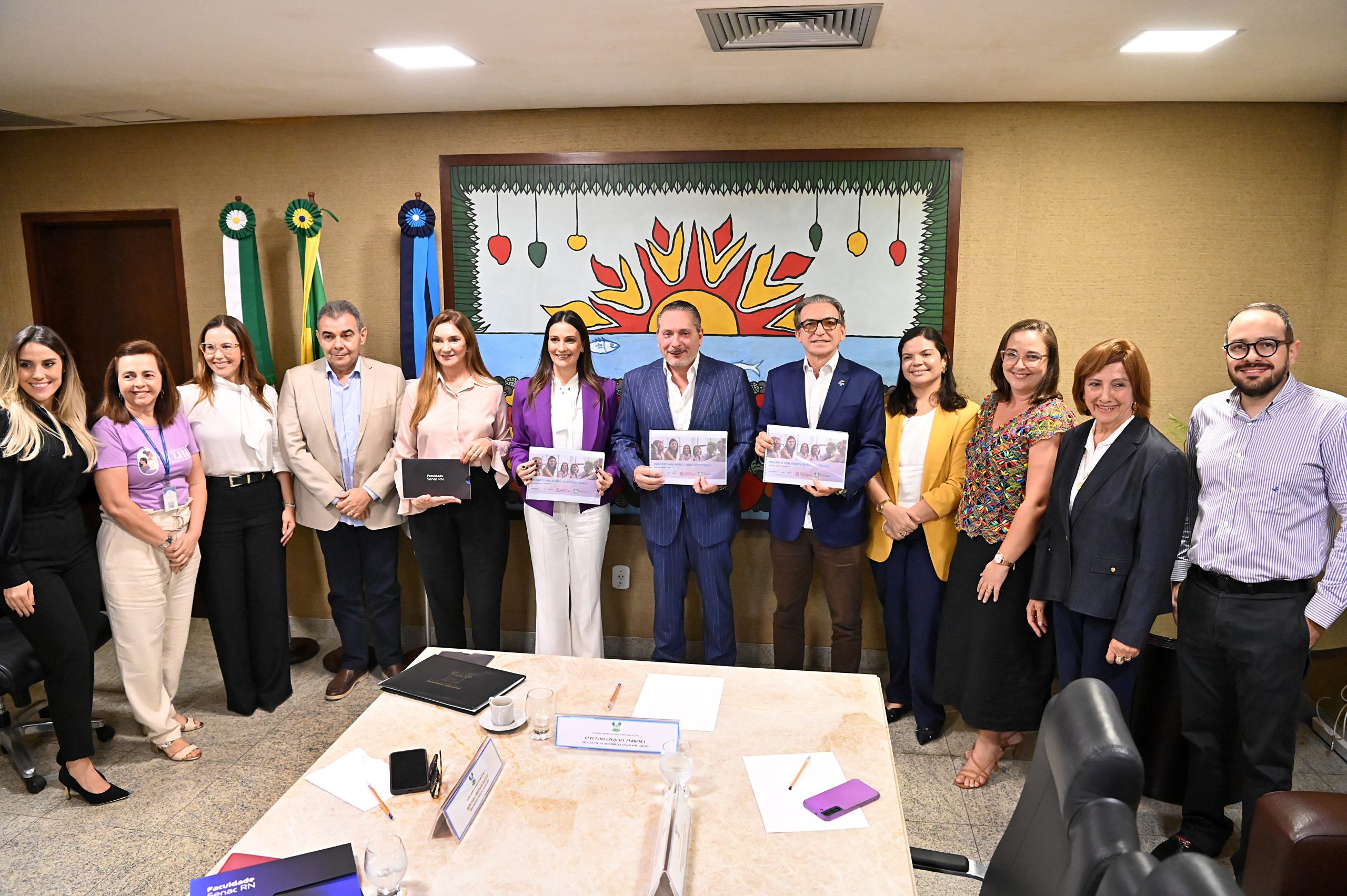 Assembleia do RN e Fecomércio firmam parceria para capacitar mulheres vítimas de violência