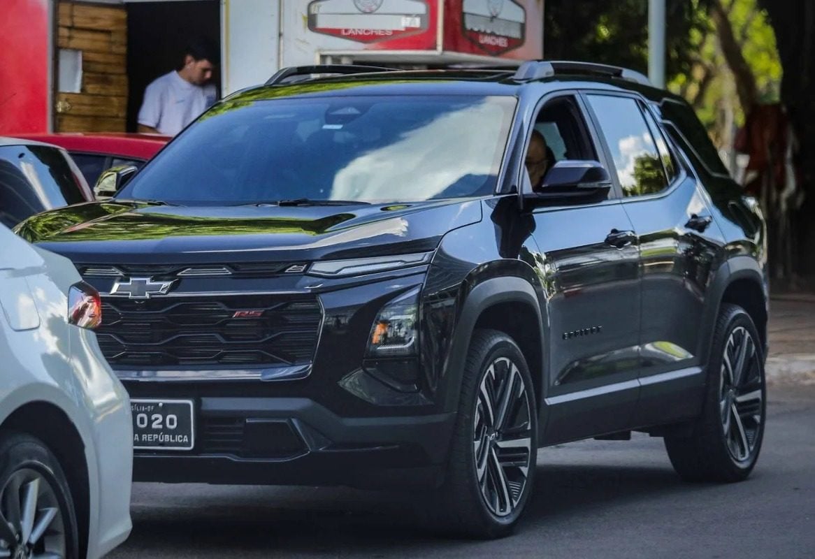 Senado aluga 79 SUVs de luxo com teto solar por R$ 47 milhões
