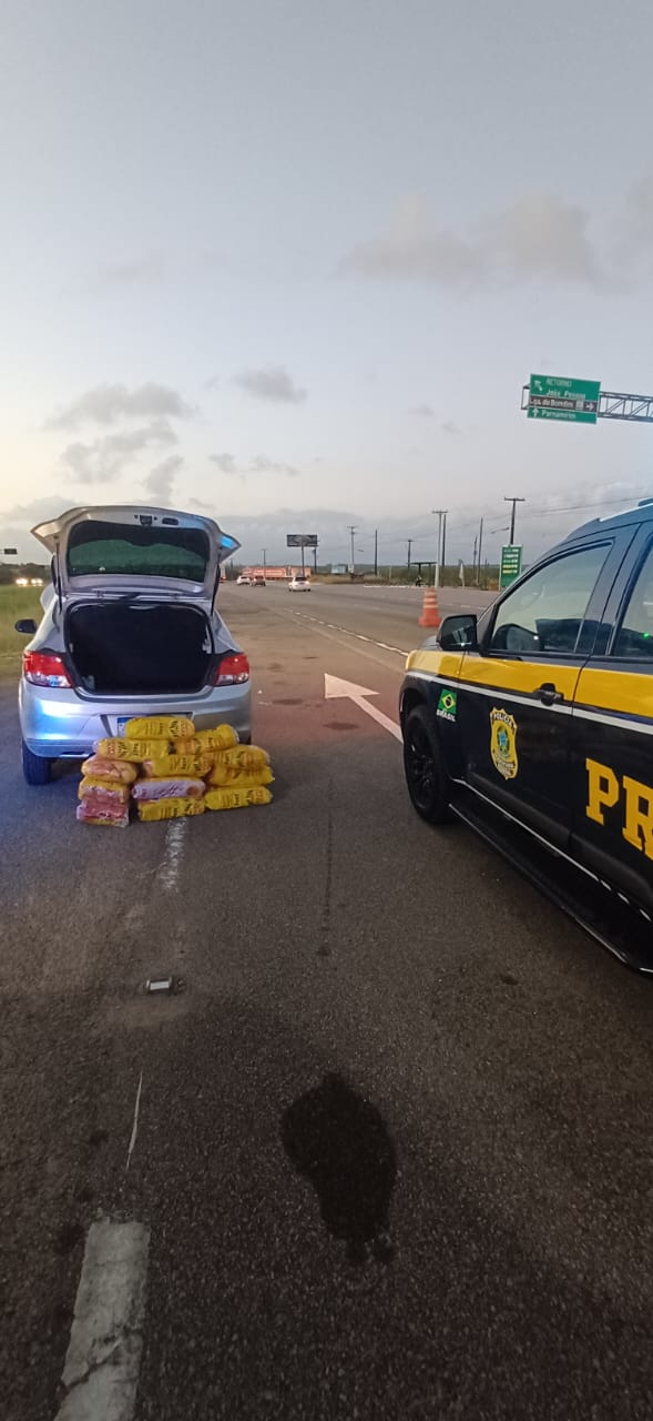 PRF prende três homens por furto em supermercado na BR-101, em São José de Mipibu/RN
