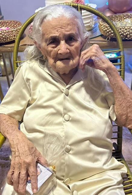 Júlia Bezerra de Araújo celebra 101 anos de vida, um exemplo de amor, fé e sabedoria