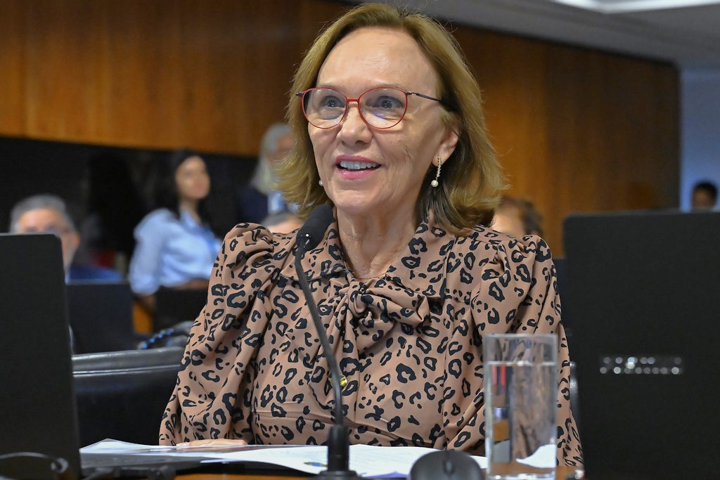 Médica, Zenaide alerta para aumento de sífilis no país e explica prevenção e tratamento