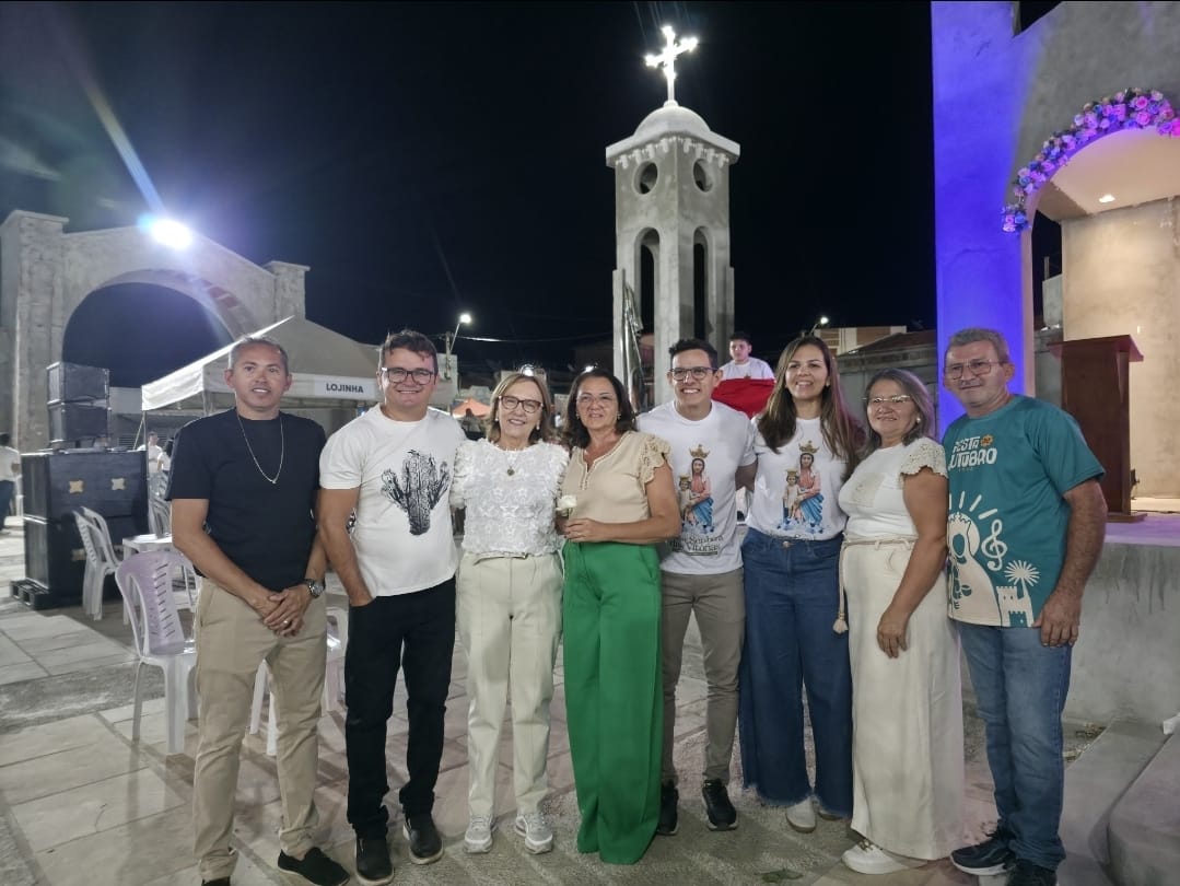 Em Carnaúba dos Dantas, senadora Zenaide Maia prestigia celebração a Nossa Senhora das Vitórias