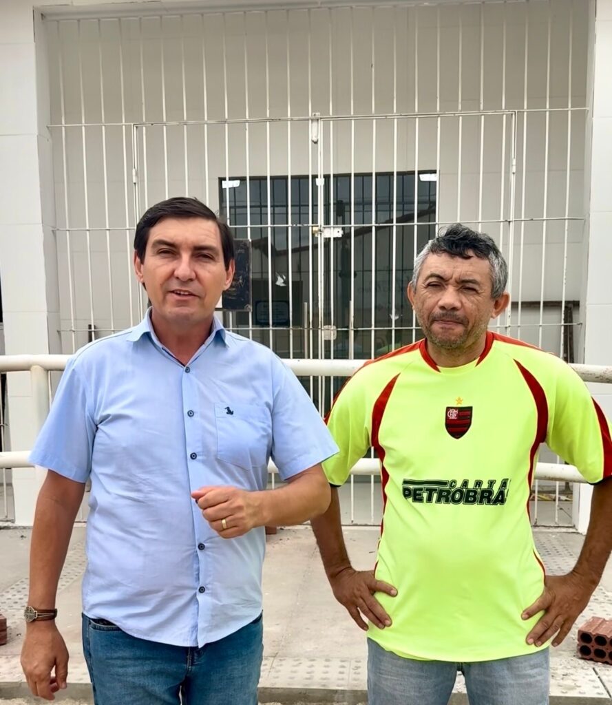 Vereador G Charles visita obras de reforma do Posto de Saúde Joaninha Parteira no bairro Gilberto Pinheiro