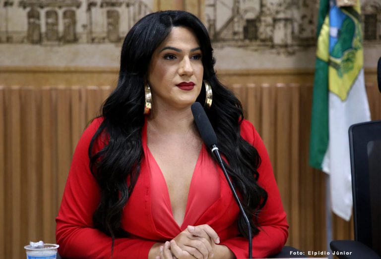 Thabatta Pimenta confirma pré-candidatura a deputada federal e fala em criar “bancada trans” na Câmara