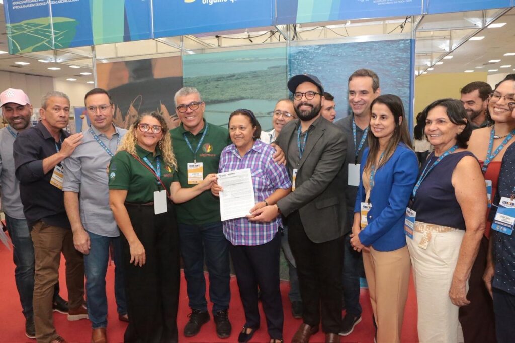 RN sanciona Lei de Interiorização da Carcinicultura durante a Fenacam 2025