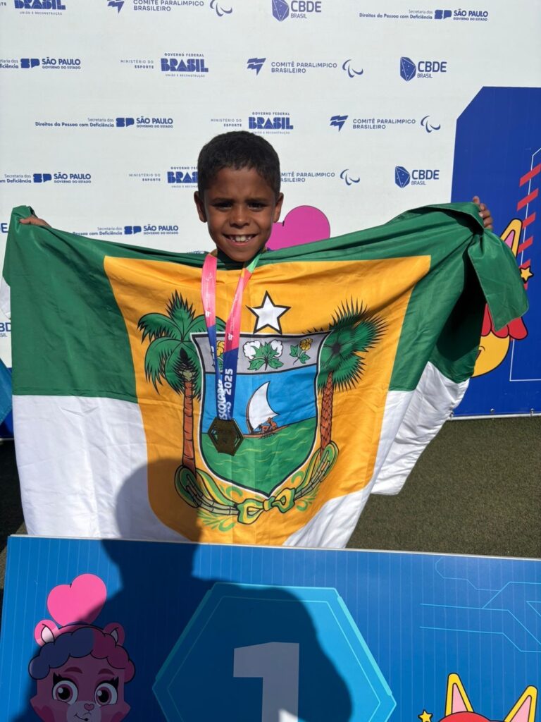 Atleta e estudante da rede municipal conquista duas medalhas de ouro nas Paralimpíadas Escolares 2025