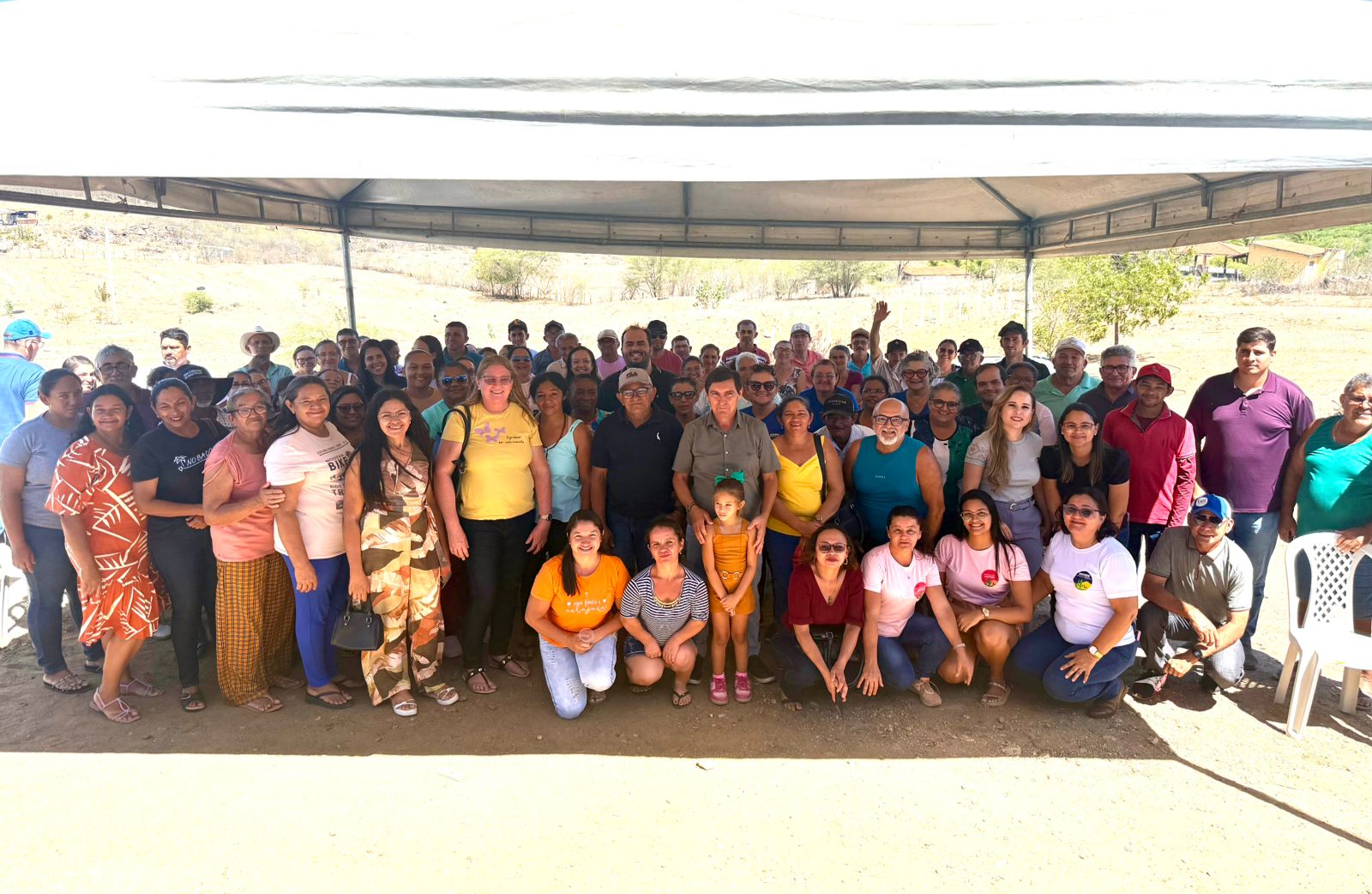 Vereador G Charles celebra a entrega de implementos para 80 famílias da Zona Rural, destinados pelo Deputado Federal Sargento Gonçalves