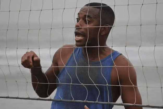 Justiça reduz pena do ex-jogador Robinho após ele fazer 11 cursos e ler livros na cadeia, em Tremembé