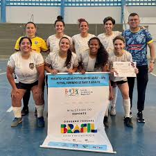 Projeto APA Futsal Feminino incentiva o esporte entre meninas em Currais Novos