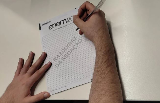 ENEM 2025: “Perspectivas acerca do envelhecimento na sociedade brasileira” é o tema da redação