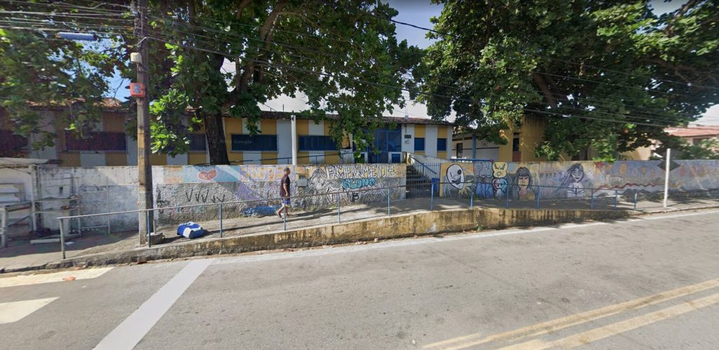 Secretaria de Educação suspende aulas em CMEIs e escolas em Mãe Luíza após tiroteio