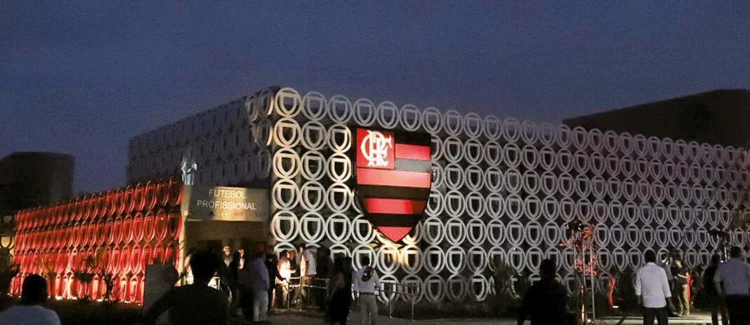 Flamengo soma 1,6 mi de novos seguidores nas redes sociais e supera Inter Miami