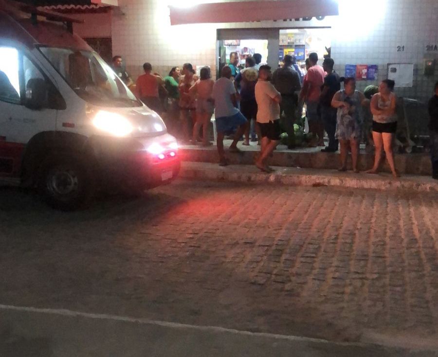 Assalto a mercadinho deixa duas mulheres feridas por disparos de arma de fogo em Currais Novos nesta quarta-feira (31)